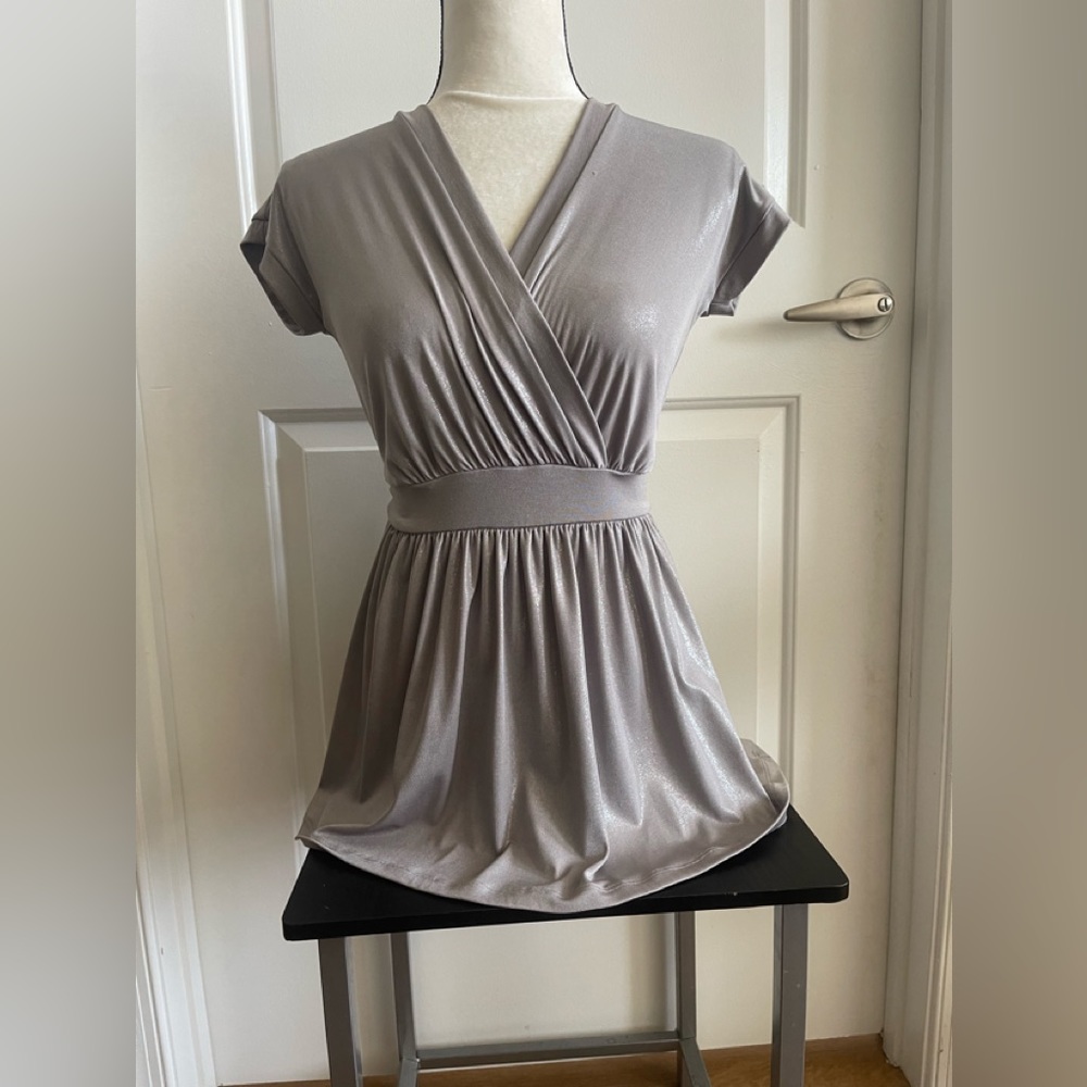 Arden B metallic top